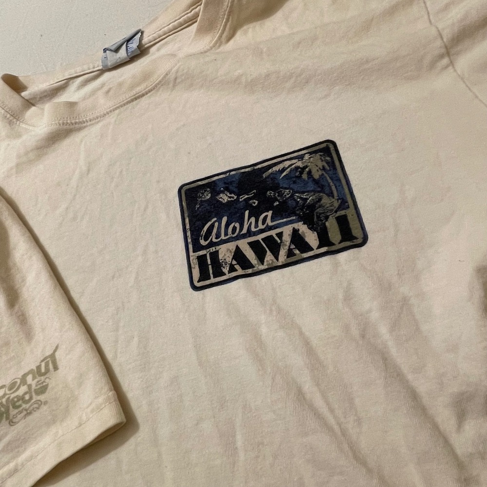 Aloha Hawaii T-Shirt Mens Medium‎ Coconut Dyed Graphic Tee Crazy Shirts